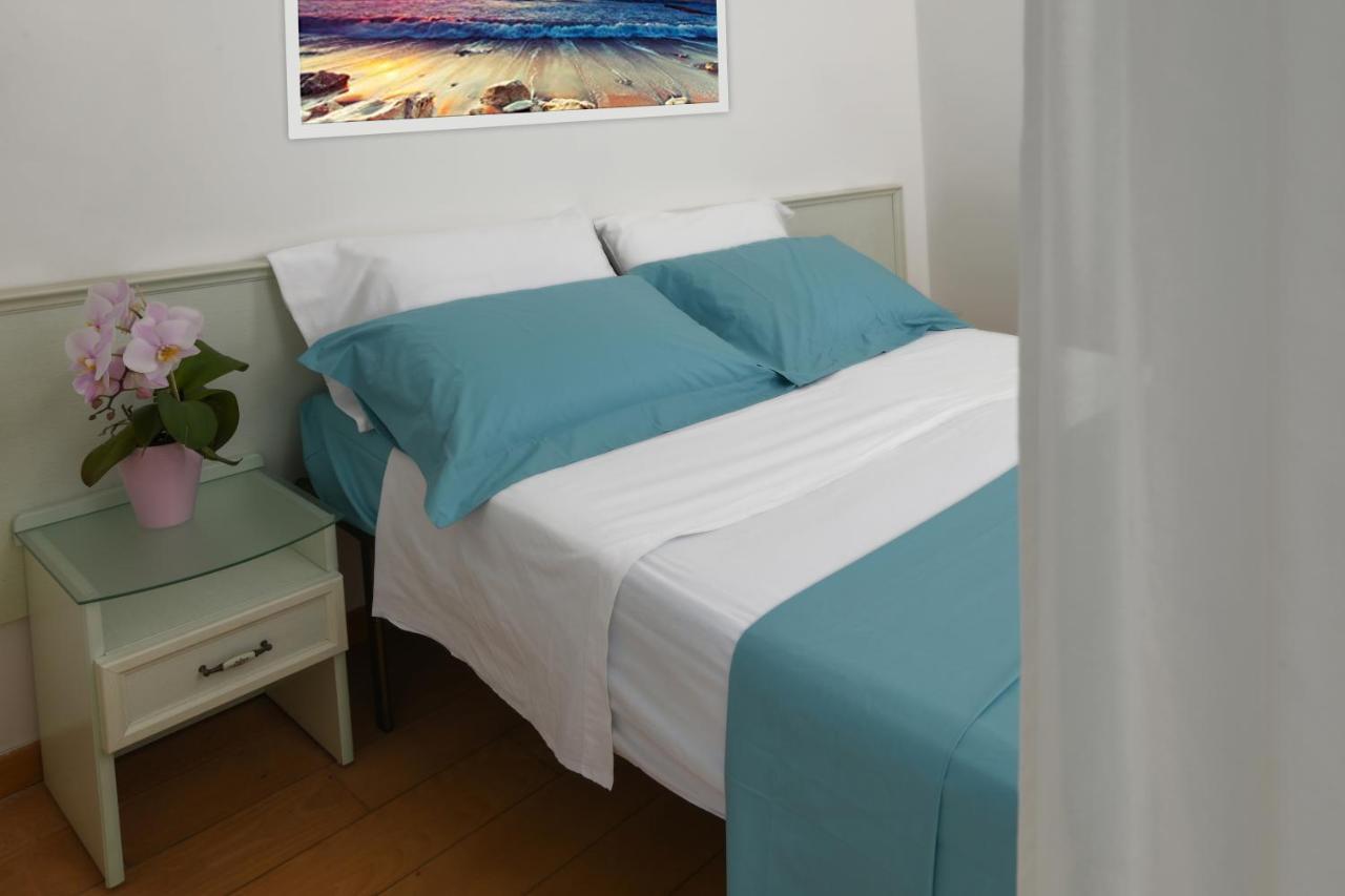Hotel La Rosa Cattolica Esterno foto