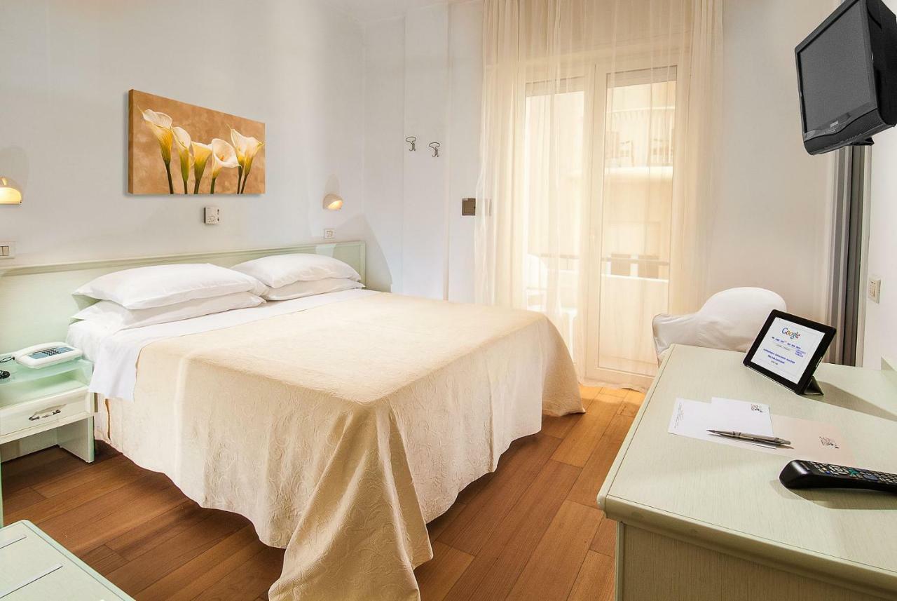 Hotel La Rosa Cattolica Esterno foto