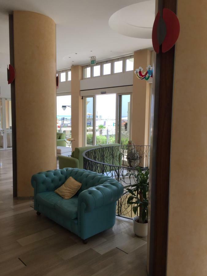 Hotel La Rosa Cattolica Esterno foto