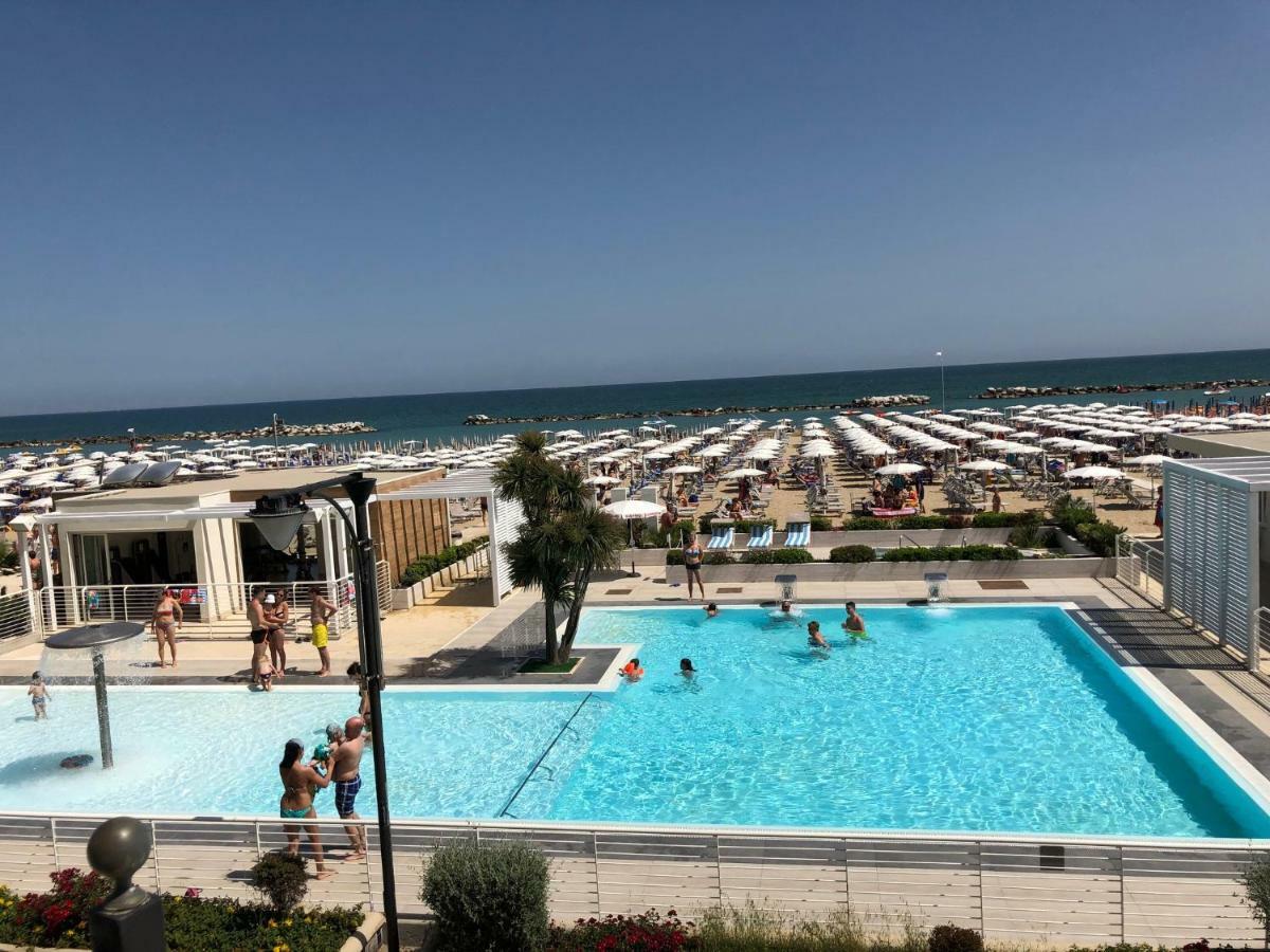 Hotel La Rosa Cattolica Esterno foto