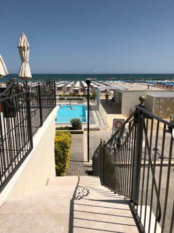 Hotel La Rosa Cattolica Esterno foto